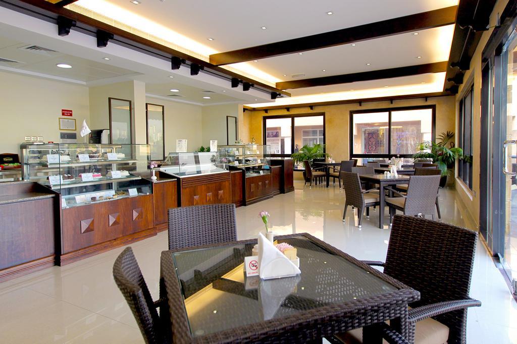Lou'Lou'A Beach Resort Sardzsa Kültér fotó